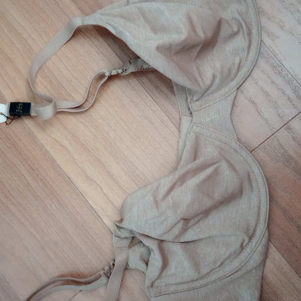 Victoria Secret bra